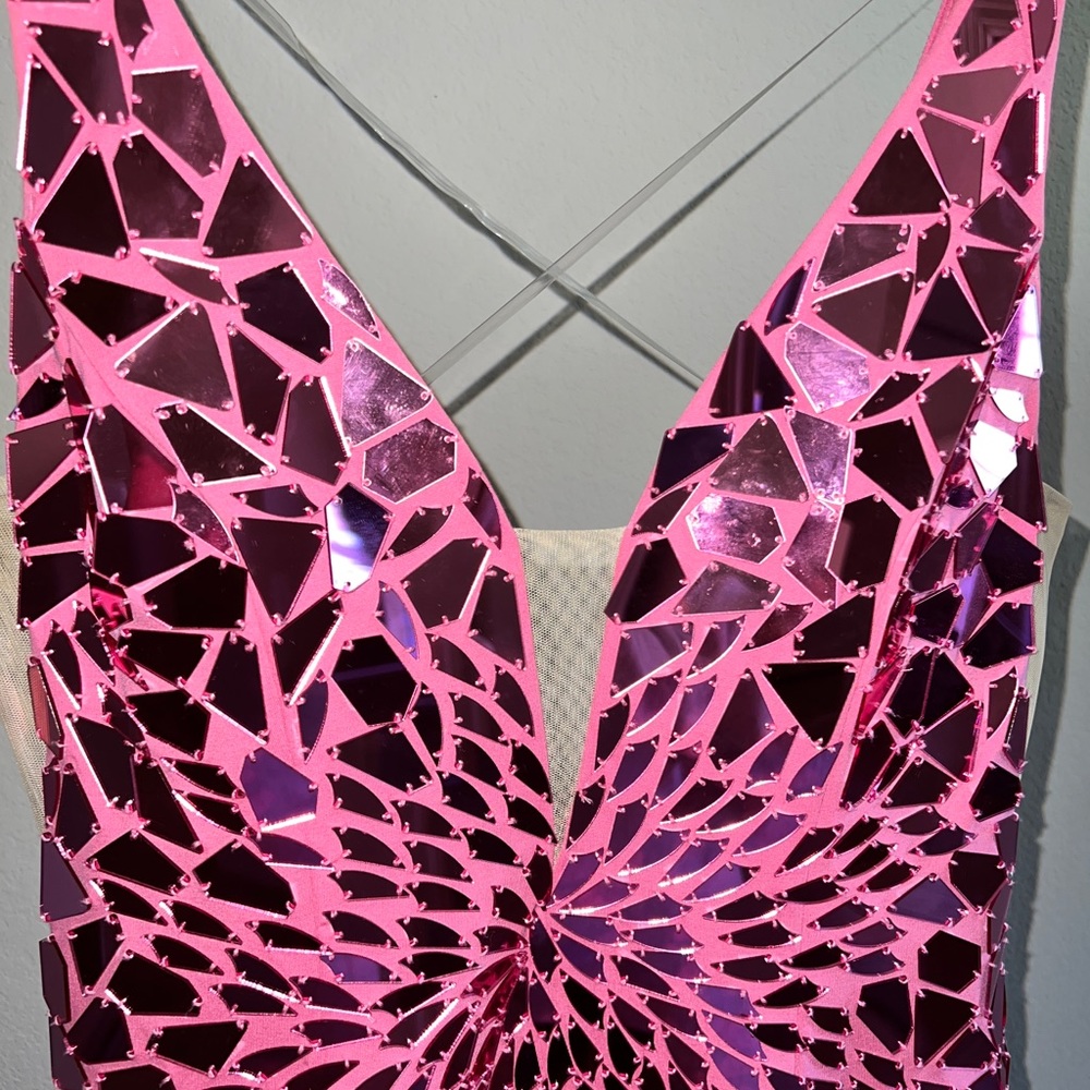 Sherri hill 54149 stunning cut glass gown pink size 12